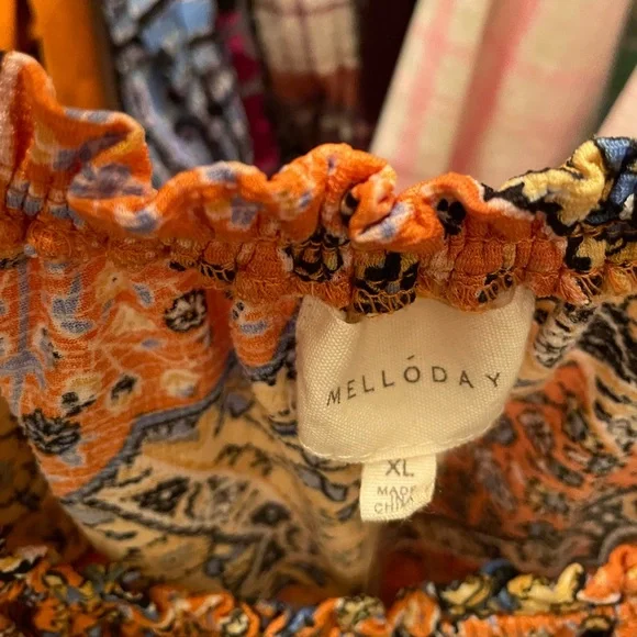 Top - Picture 5 of 5